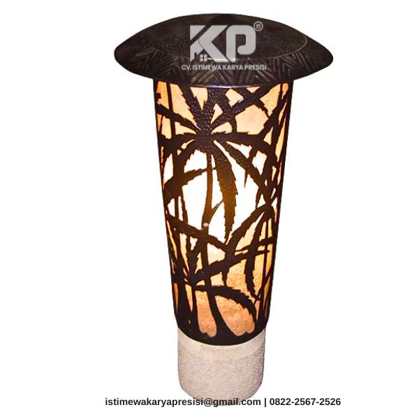 Lampu Taman Besi Cor Handmade
